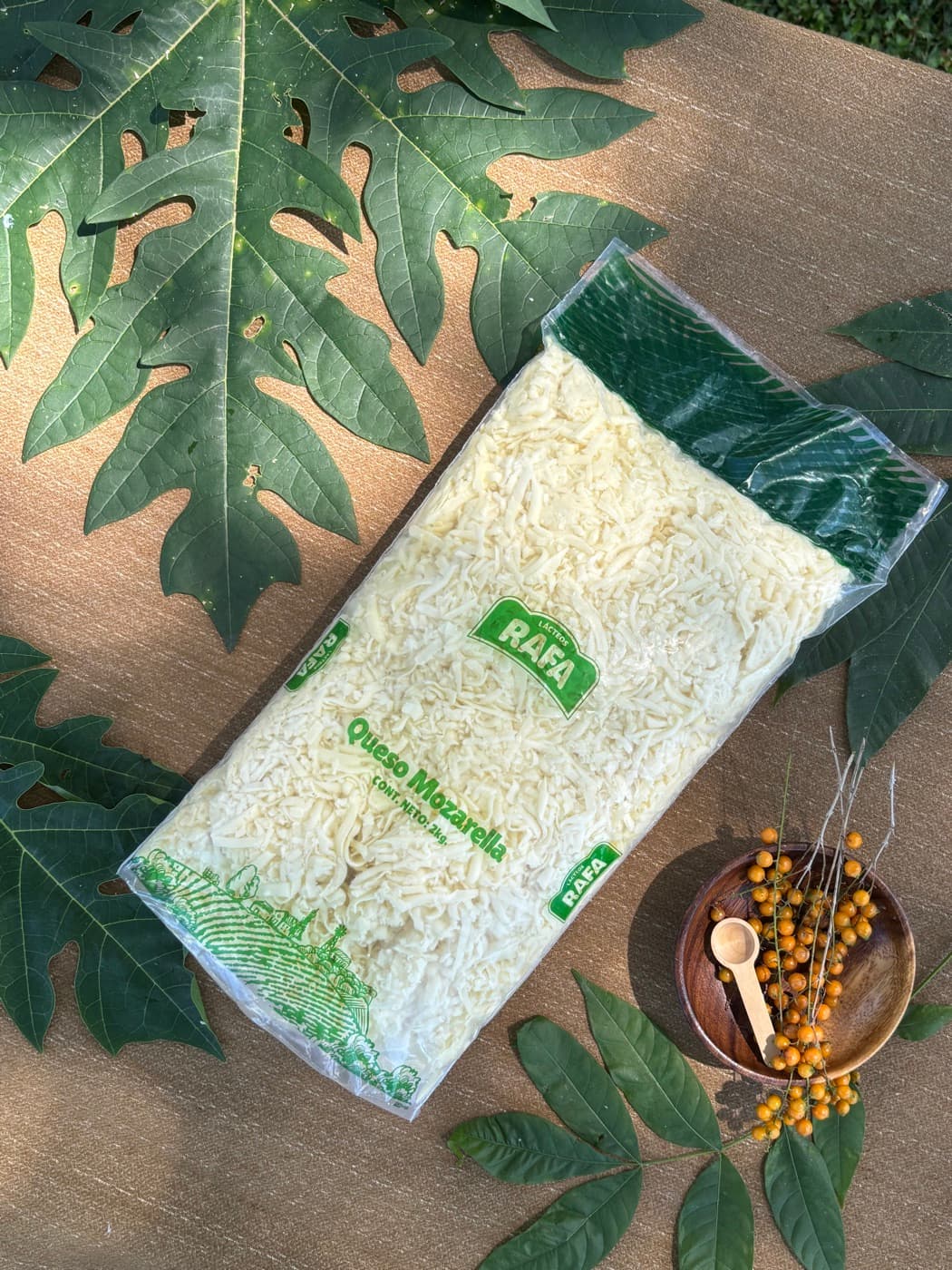 Queso mozzarella rallado Lácteos Rafa, bolsa de 2 kg